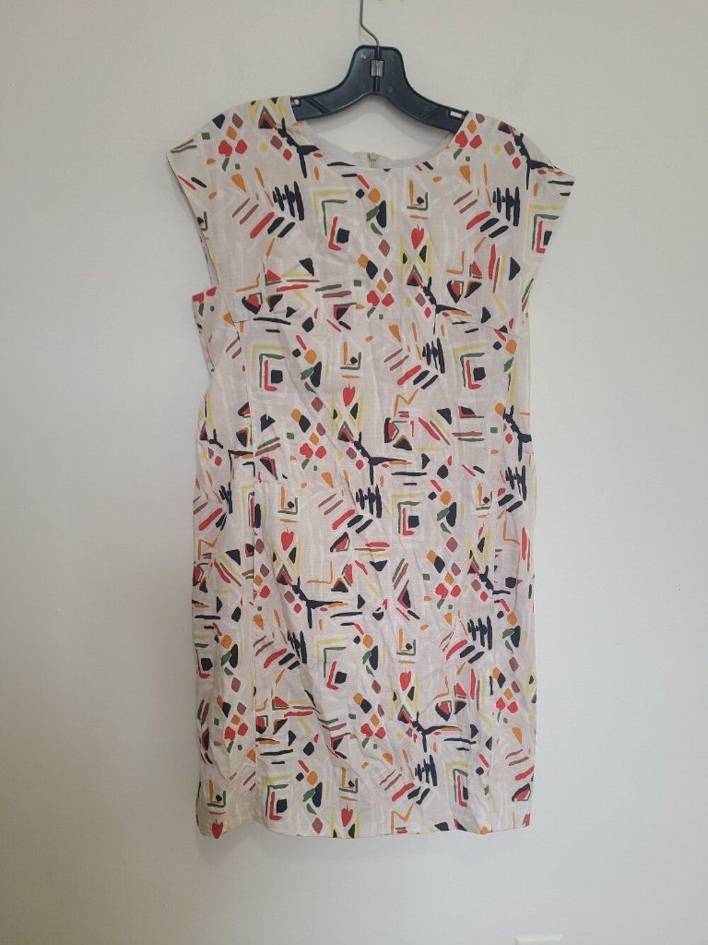 M.M.LaFleur Maaza Shift Dress Geometric print Size 4 Back Slit